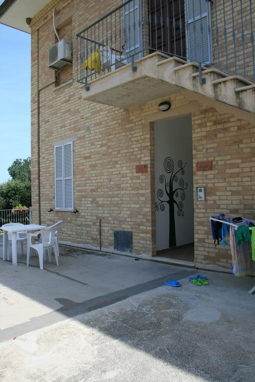 Ferienwohnung Da Zarè Campofilone Exterior foto
